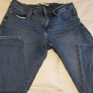 Levis Jeans